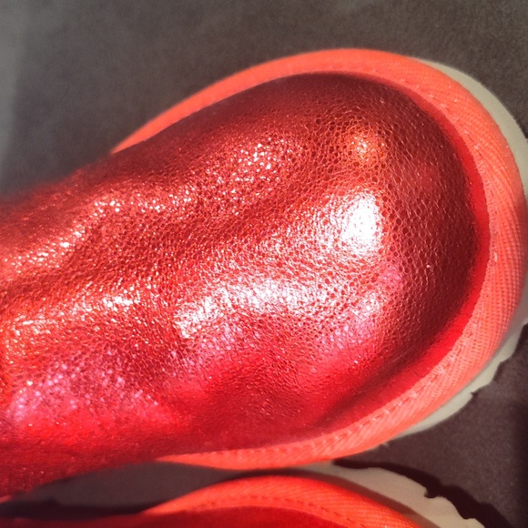 UGG KIDS - Picture 2 of 7